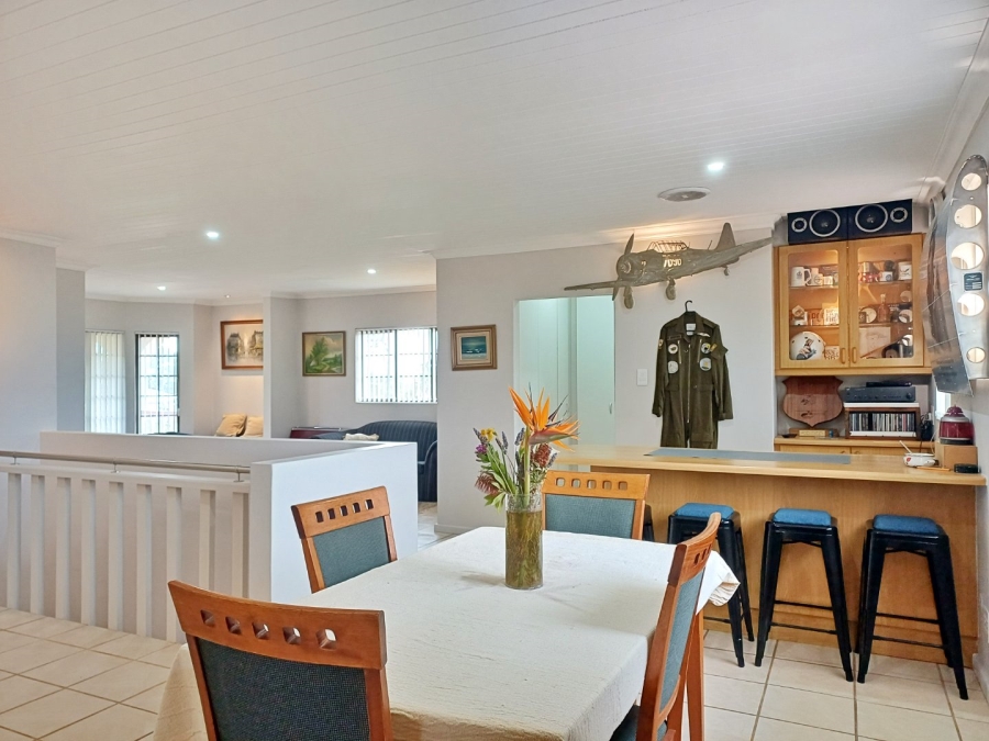 3 Bedroom Property for Sale in Grootbrakhoogte Western Cape